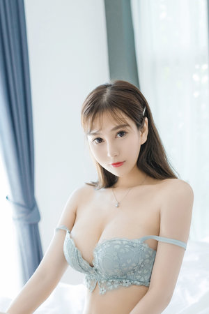 31岁女星闪嫁大25岁富豪 婚礼现场照曝光